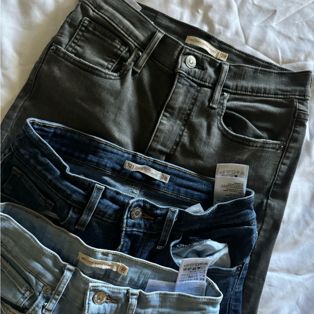 3 pairs of Levi’s high rise skinny jeans